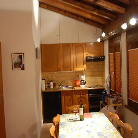 Apartment Topas 24 Appartement-fewo 4-bettwohnung By Interhome *